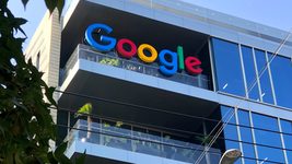 NYT: Google разрабатывает ИИ-поисковик из-за популярности ChatGPT