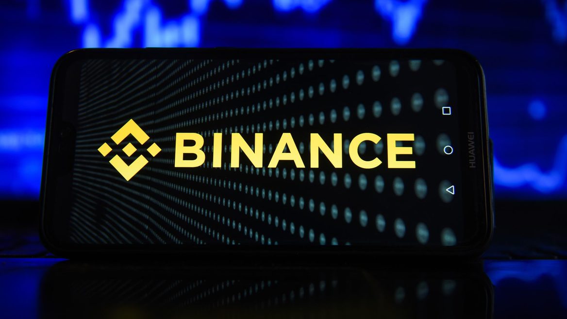 Bloomberg: Binance думает отказаться от операций с фирмами из США