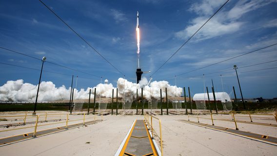 SpaceX привлекла $1,9 млрд — это крупнейший инвестраунд компании