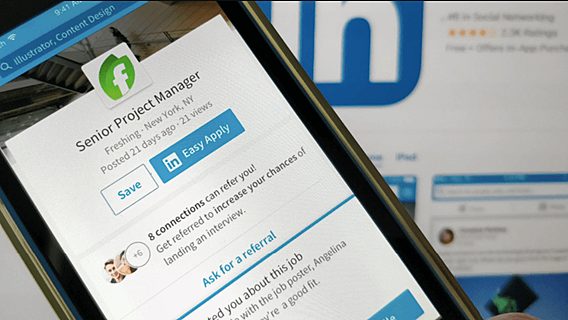 Новая функция LinkedIn позволяет получить рекомендацию в один клик 