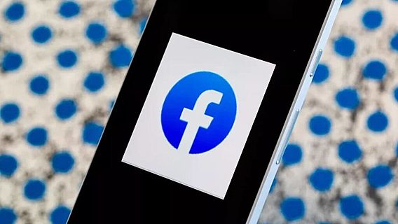 У Facebook было приложение для распознавания коллег 