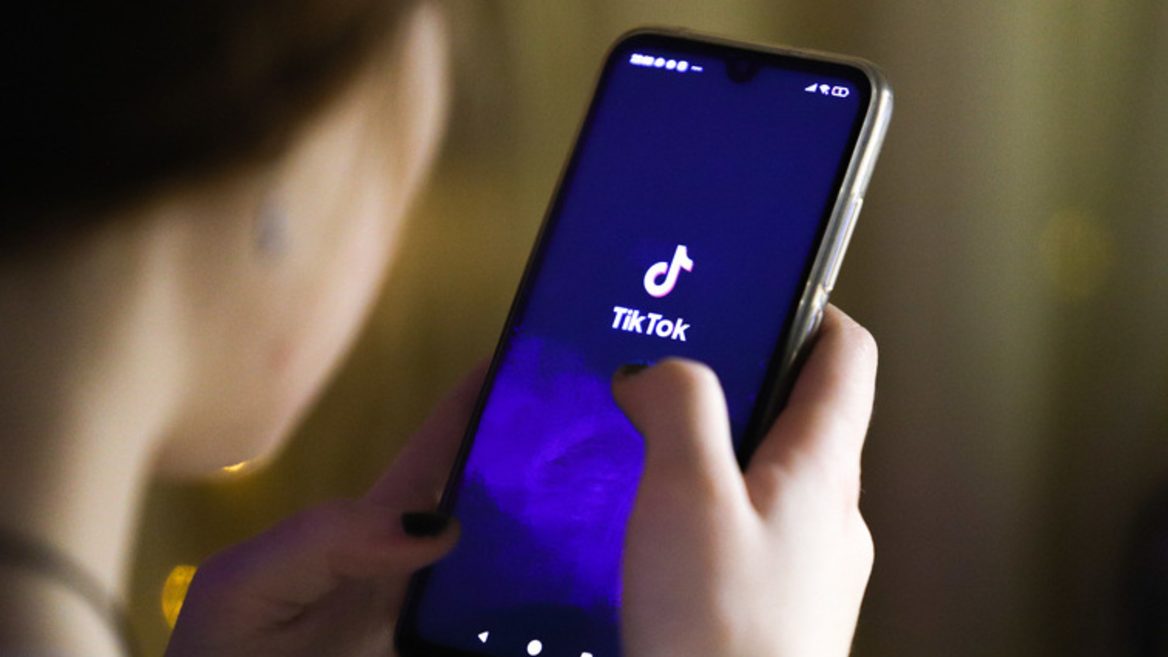 Среди молодых пользователей TikTok началась «пандемия» тиков