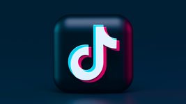 TikTok обвинили в скрытой рекламе для детей 