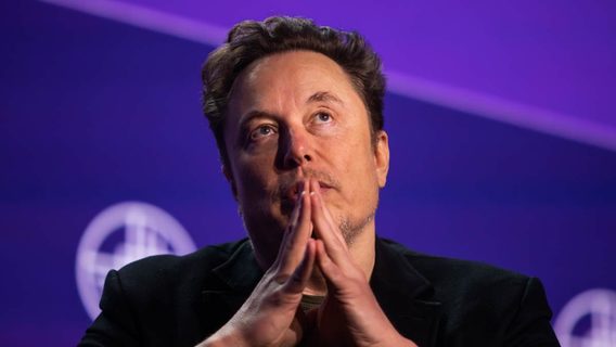 Акционеры Tesla подали в суд на Маска из-за его увлечения ИИ