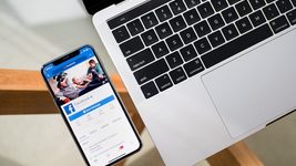 Разработчик создал инструмент «‎для отписки от всего»‎ — Facebook забанила его навечно