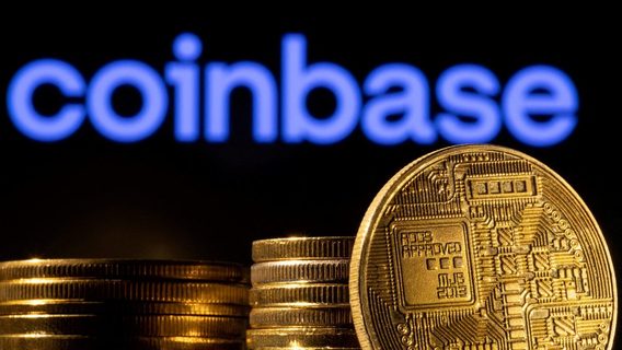 У пользователя Coinbase украли все сбережения. Компания говорит, что это его проблемы