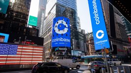 Coinbase убрала формулировку «обеспечен долларами США» из описания своего стейблкоина