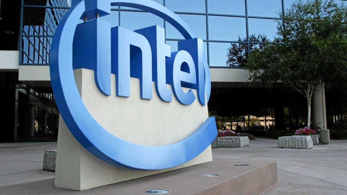 Intel уходит из России