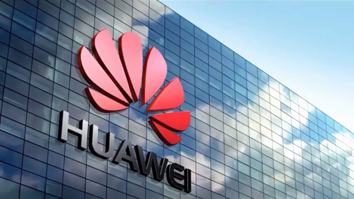 США хочет отозвать экспортные лицензии Huawei и запретить любое сотрудничество с компанией