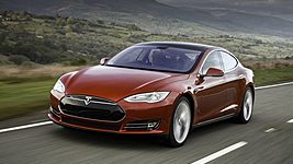 Tesla удалённо отключила автопилот на Model S после перепродажи