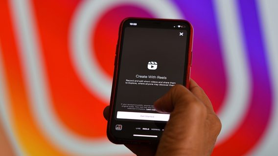 WSJ: Reels в Instagram набирают в 11 раз меньше часов просмотра, чем ролики в TikTok