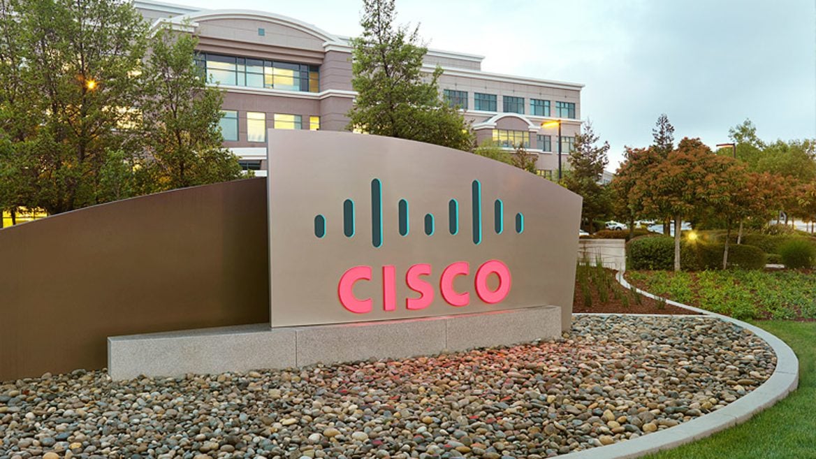 Cisco сокращает 4+ тысячи сотрудников