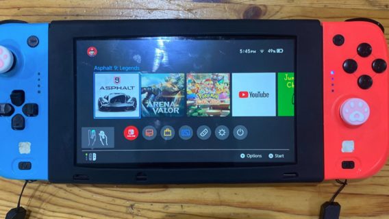 Геймер собрал Nintendo Switch из запчастей, чтобы сэкономить. Вышло не очень