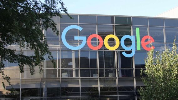 Google получила штраф во Франции на €500 млн за отказ платить СМИ за заголовки