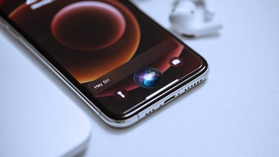 Apple возвращается в Россию? Ищет специалиста по русской культуре для Siri