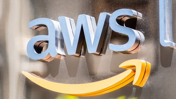 Google и Microsoft решили бороться с AWS по-новому: они инвестируют в облачных клиентов