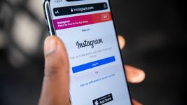 Instagram подумывает о платной подписке и приглядывается к NFT