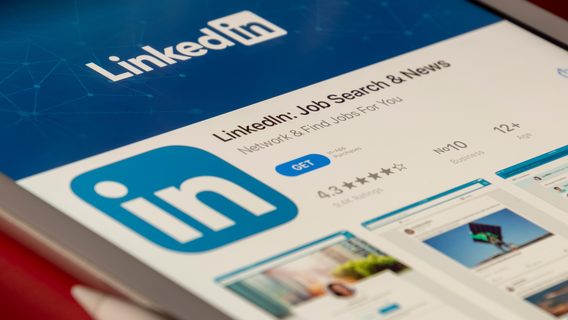 В России появился аналог LinkedIn