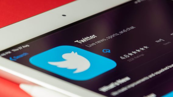 Twitter «‎прилёг» на 40 минут