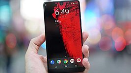 Производитель смартфонов Essential от «создателя Android» сократил треть штата 