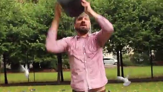 dev.by принял Ice Bucket Challenge в Лондоне 