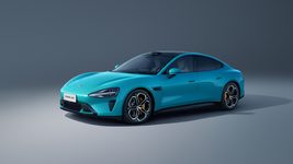 Xiaomi представила свой первый электрокар, хочет стать китайской Porsche или Tesla