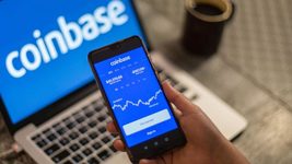 Coinbase предупредила россиян о возможных блокировках