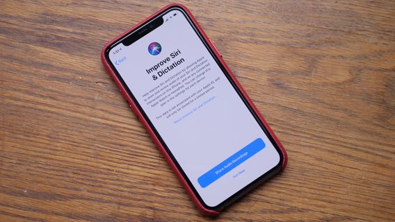 Apple случайно прослушивала разговоры пользователей с Siri без разрешения