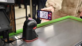 Сеть «Евроопт» запустит систему бесконтактных платежей Smart Pay. Разработчик — минская ИТ-компания 