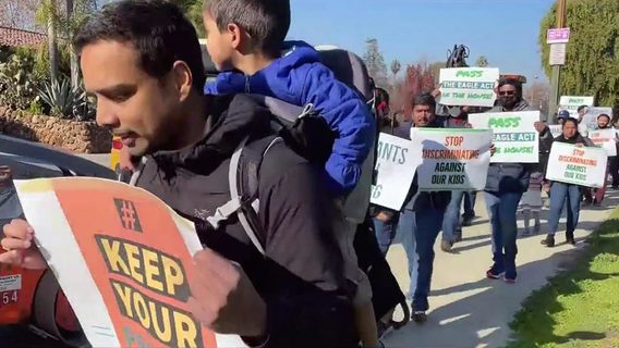 Айтишники-индийцы в Кремниевой долине протестуют против дискриминации при выдаче виз