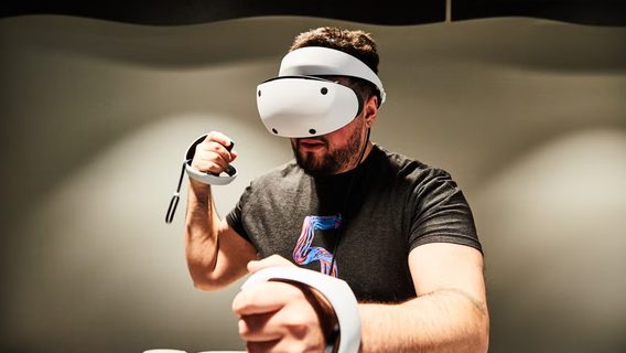 Apple Vision Pro может получить поддержку контроллеров PlayStation VR