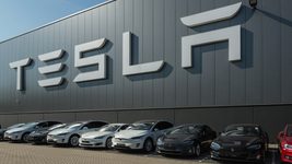 Tesla отчиталась о рекордных поставках на фоне чипогеддона. Маску предложили «притормозить» и позаботиться о качестве