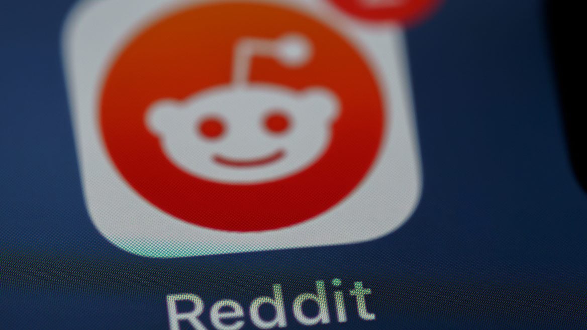 Сообщества Reddit начали масштабную блокировку платформы. У некоторых десятки миллионов пользователей