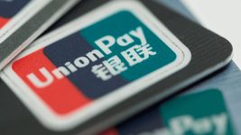 Иностранные онлайн-магазины блокируют российские карты UnionPay — единственной международной ПС в стране