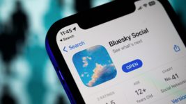 Соцсеть Джека Дорси Bluesky привлекла $8 млн инвестиций и показала первую платную функцию