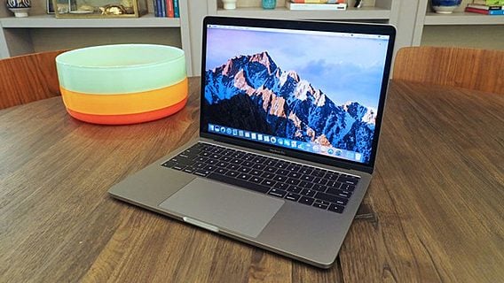 Apple запустила программу бесплатной замены бракованных батарей в MacBook Pro 