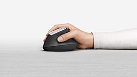 Logitech разработала «вертикальную мышь», чтобы минимизировать нагрузку на запястья пользователей 