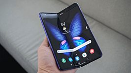 Складывающиеся Galaxy Fold сломались за два дня. Samsung «тщательно рассмотрит» проблему 