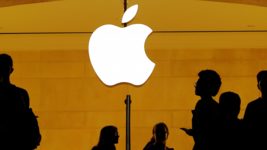 Apple уже несколько лет сканирует пользовательскую почту на детское порно