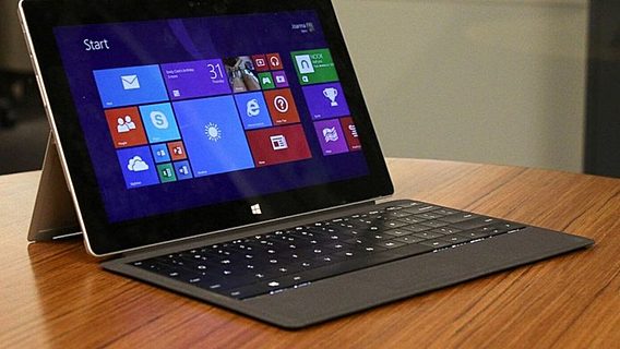 Surface vs iPad: Microsoft удовлетворяет потребителей больше, чем Apple и Samsung 