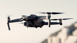 В «черный список» США попали китайский разработчик дронов DJI и еще 7 компаний