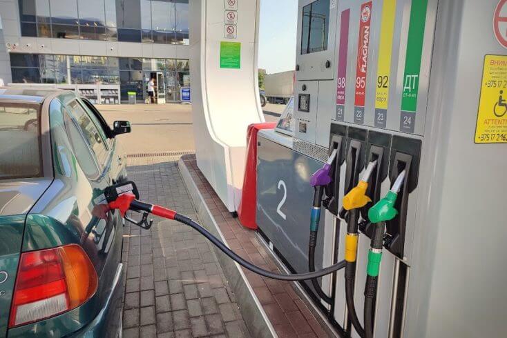 Цены на бензин повышены на копейку