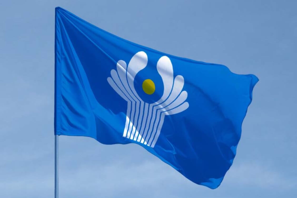 Отрицательное сальдо торговли товарами со странами вне СНГ превысило 9,3 млрд долларов