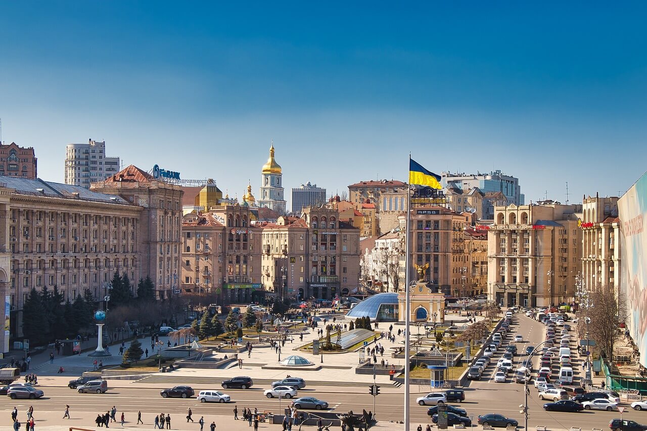 Лукашенко создает 