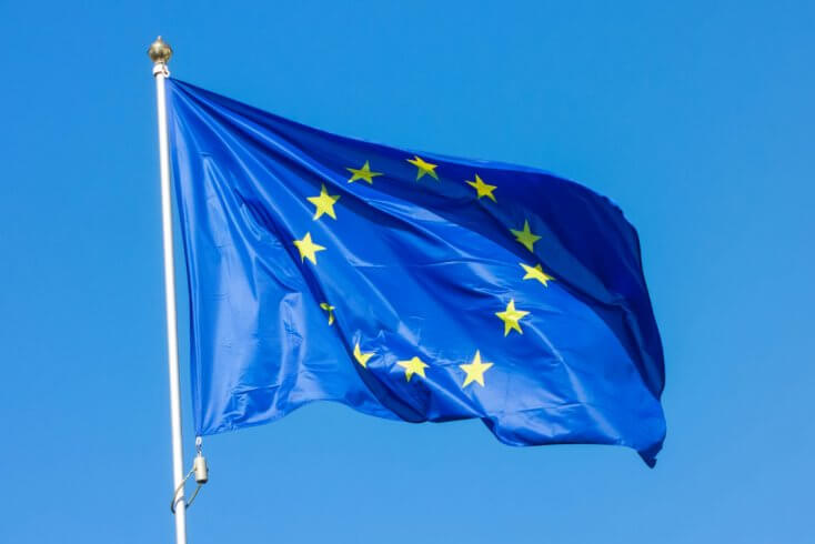 Эксперты European Democracy Hub: ЕС не следует копировать подход США к Минску, нужно поддерживать демсилы