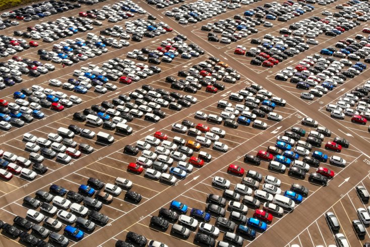 При устойчивом курсе рубля цены на автомобили будут стабильны по крайней мере в первом полугодии — прогноз БАА