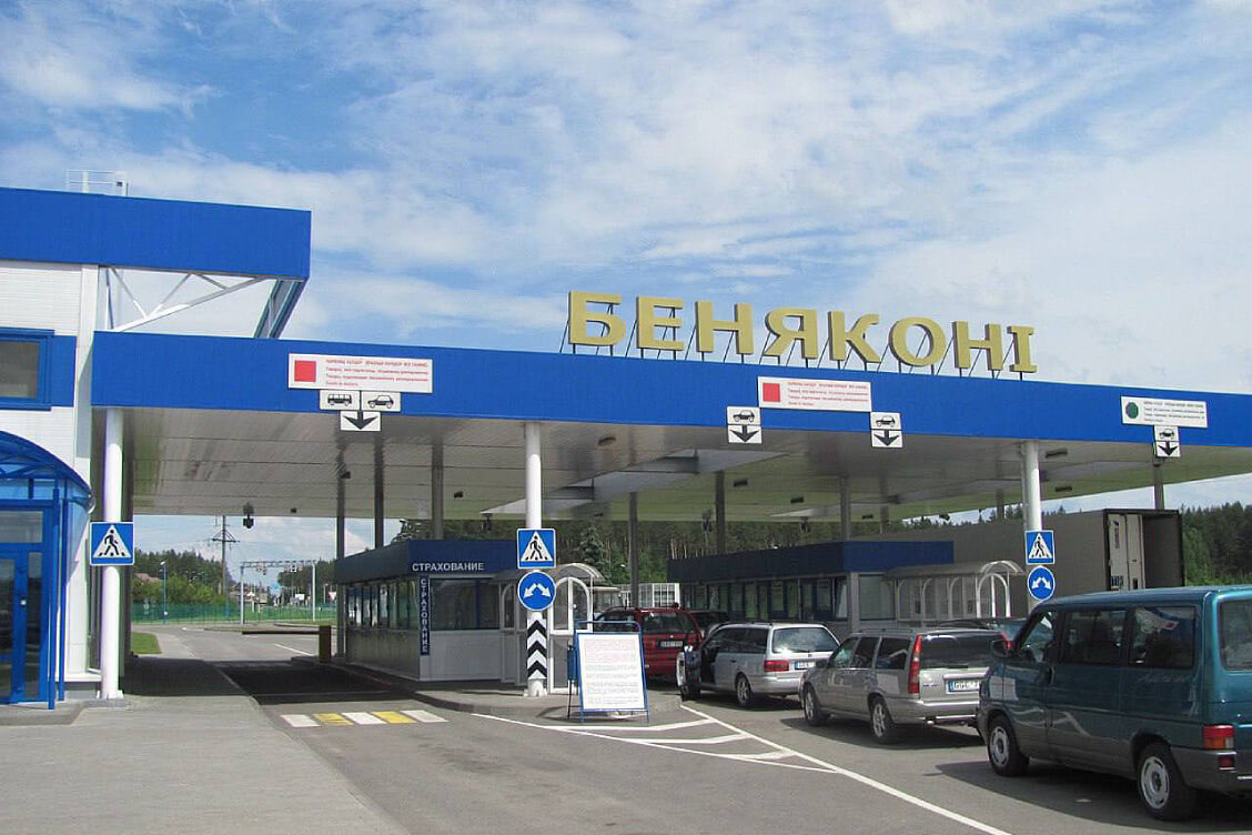 Из-за ремонта движение через пункт пропуска Бенякони на границе с Литвой может быть затруднено — таможня