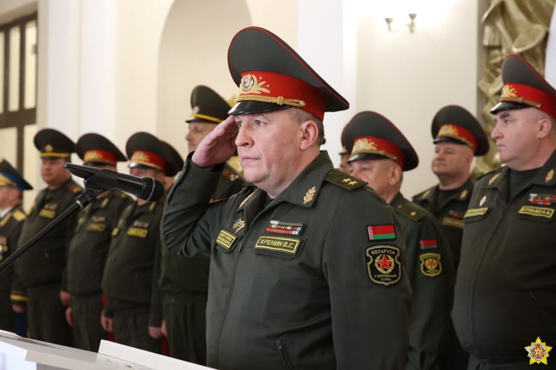 Хренин предупредил офицеров о возможных 