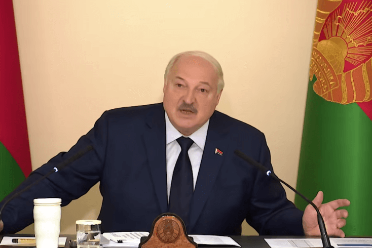 Łukašenka links potato shortage to discontent with price controls