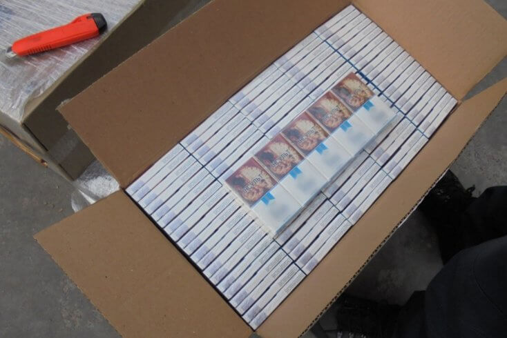 Polish customs halt $380,000 cigarette smuggling operation near Belarus border